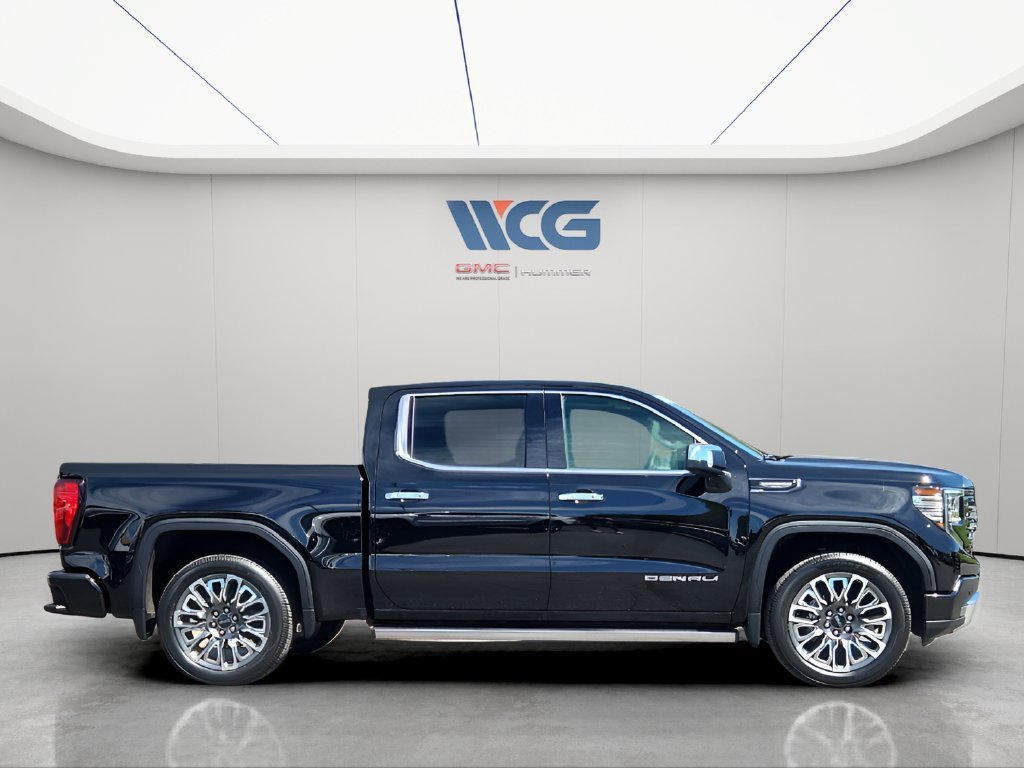 Used 2024 GMC Sierra 1500 Denali Ultimate AWD/4WD image 3