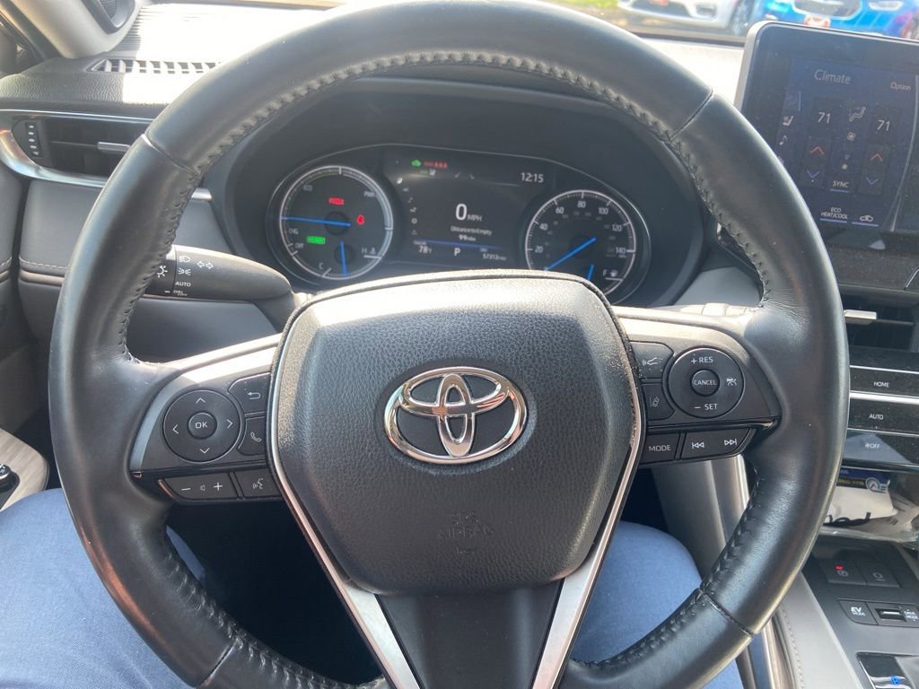 Used 2021 Toyota Venza XLE w/ Softex Package image 32