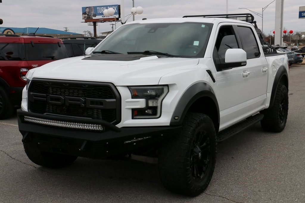 Used 2018 Ford F150 Raptor w/ Equipment Group 802A Luxury image 2