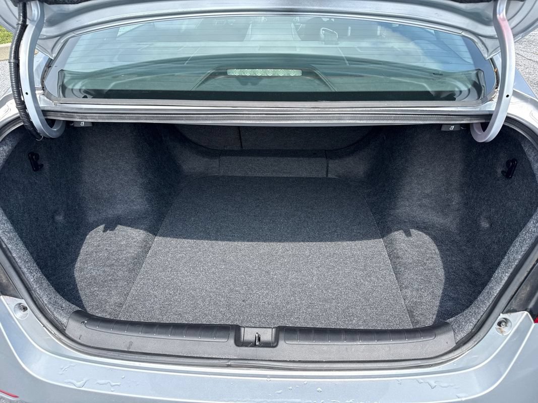Used 2020 Honda Accord EX image 12