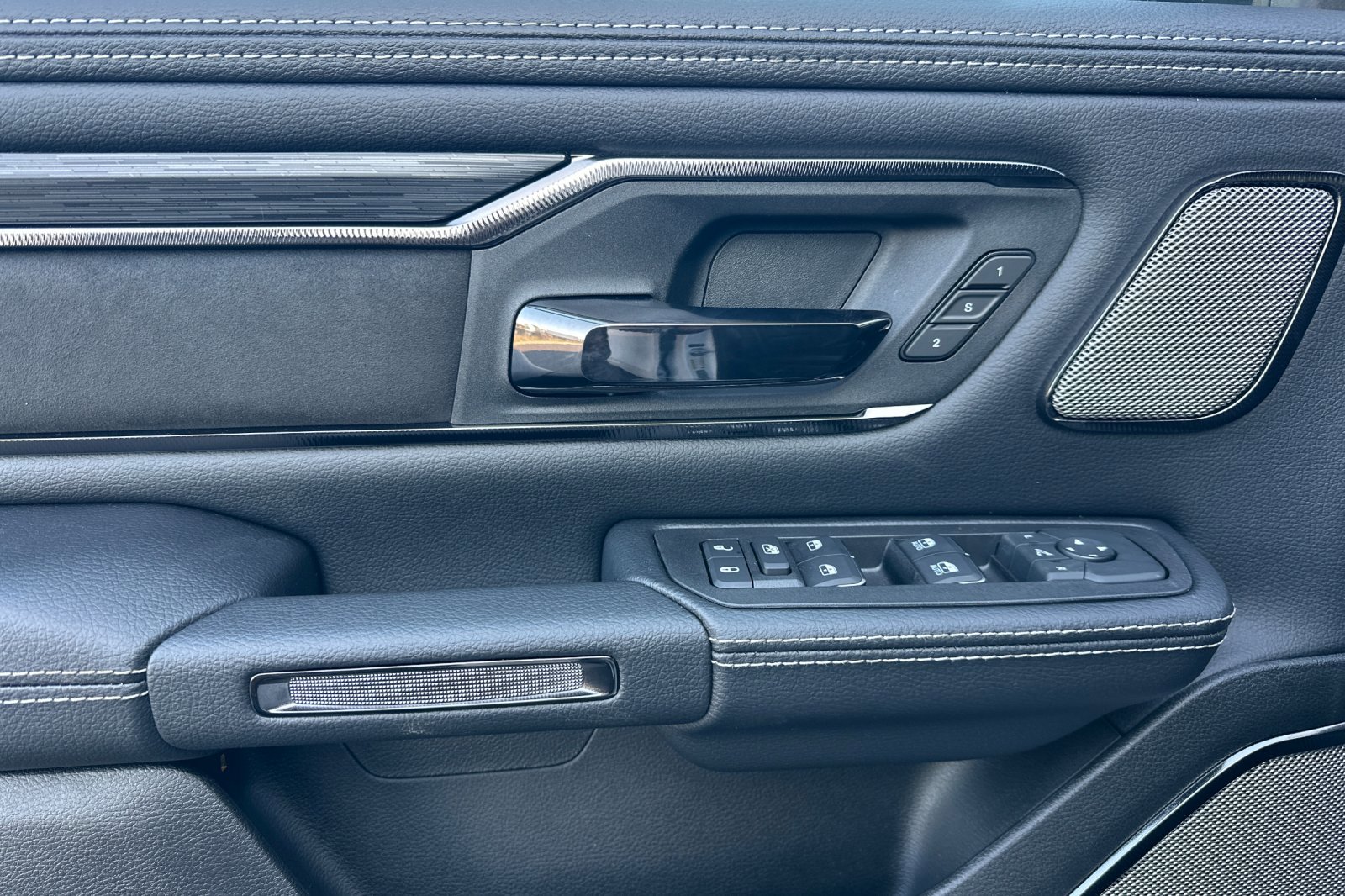 New 2026 RAM 1500 Rebel w/ G/T Package image 10