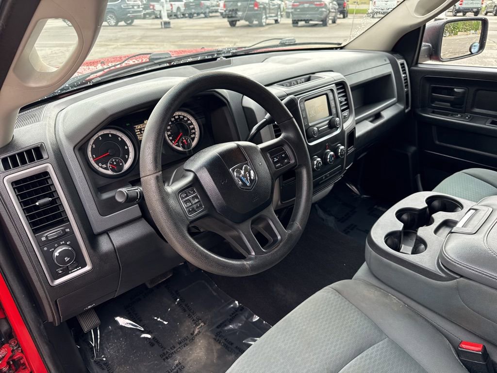 Used 2014 RAM 1500 Express RWD image 2