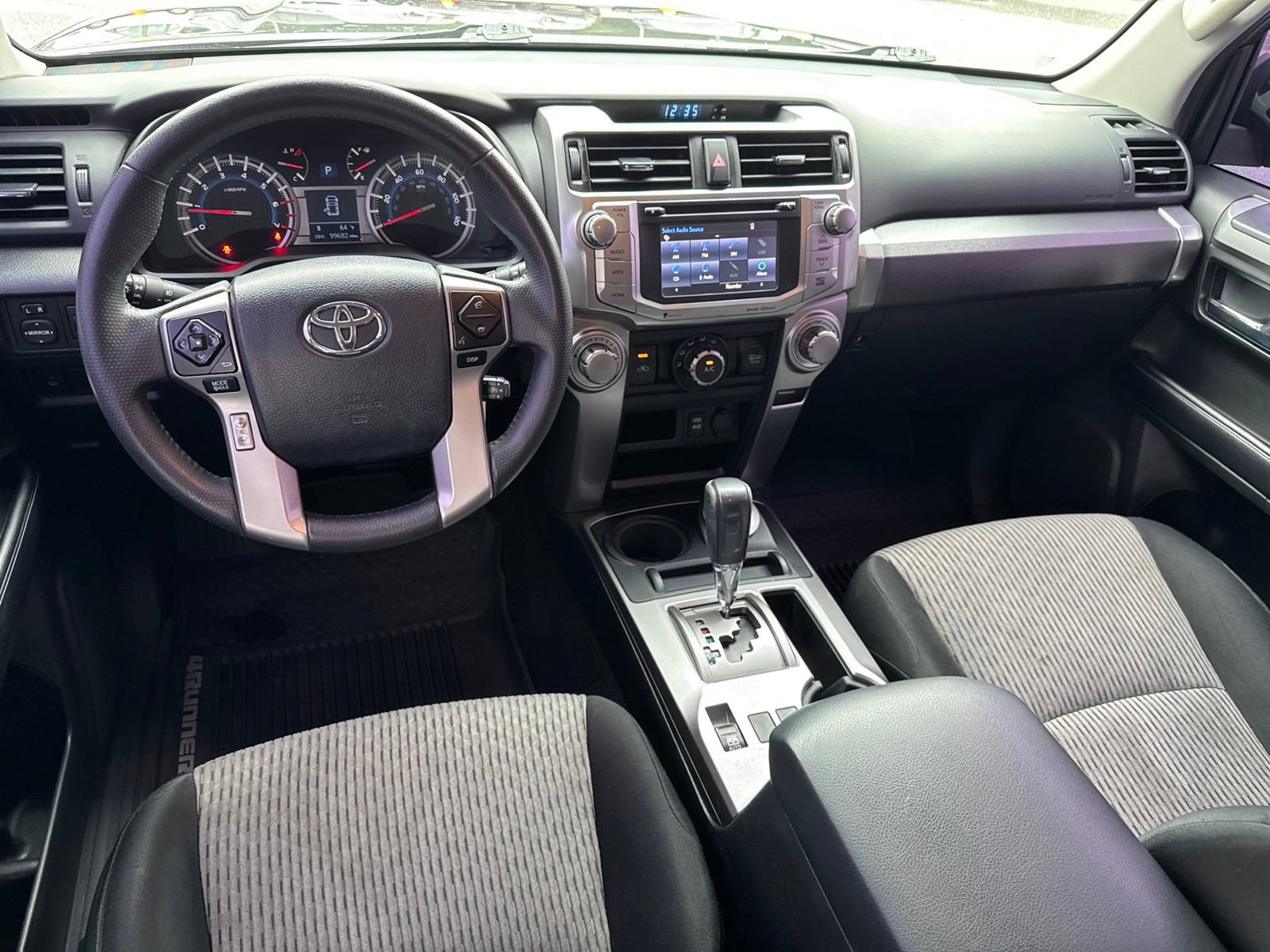 Used 2017 Toyota 4Runner SR5 AWD/4WD image 18