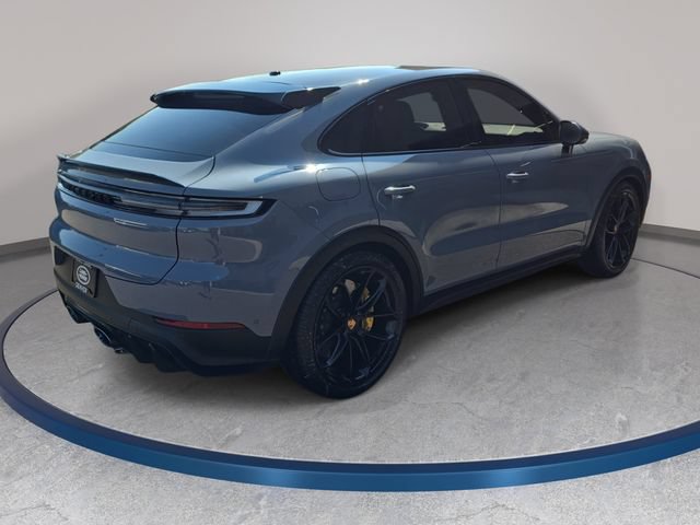 Used 2024 Porsche Cayenne Turbo GT AWD/4WD image 6
