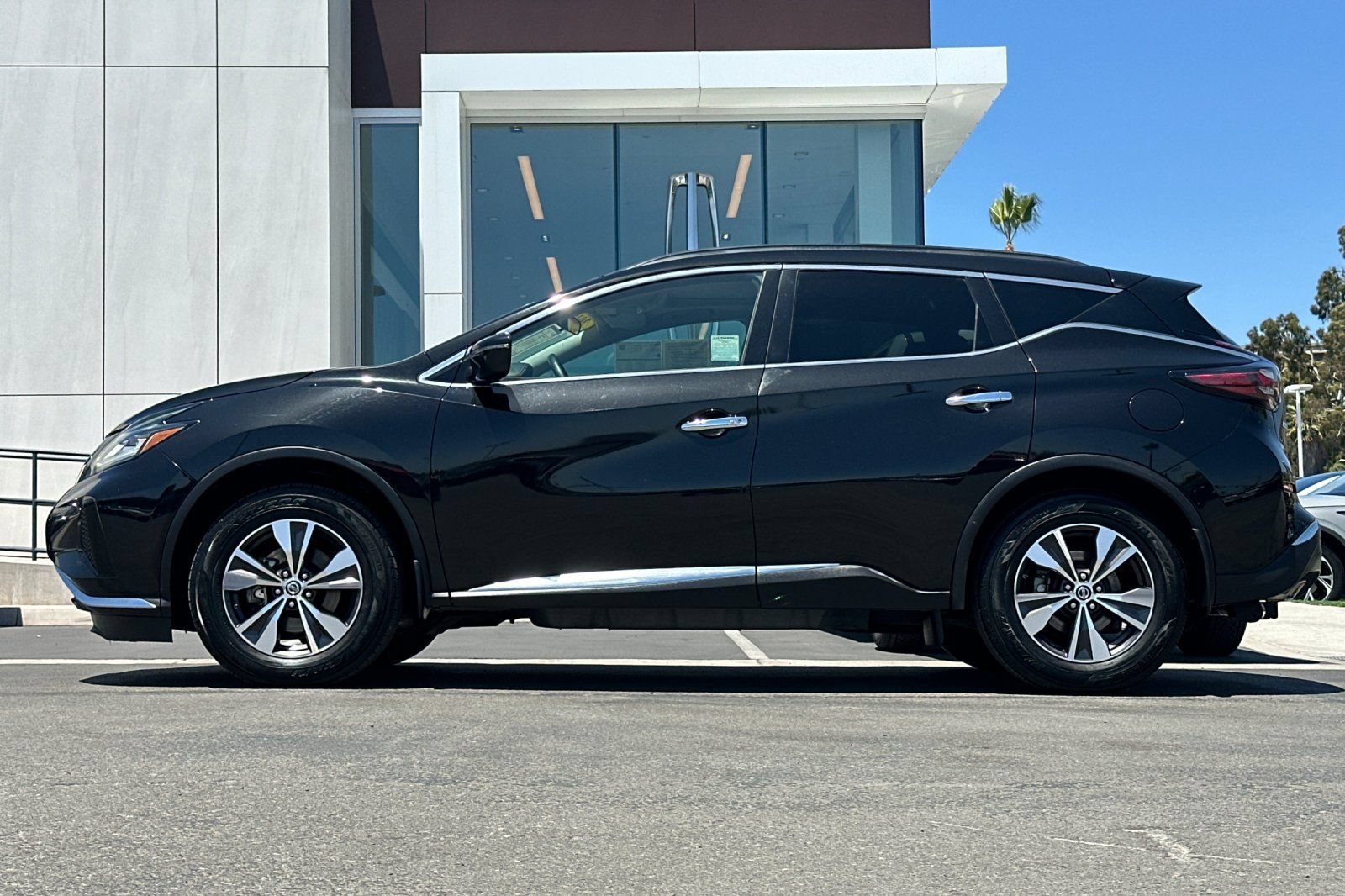 Used 2019 Nissan Murano SV AWD/4WD image 6