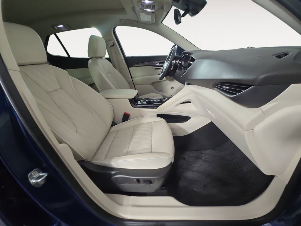 Certified 2023 Buick Envision Avenir image 15