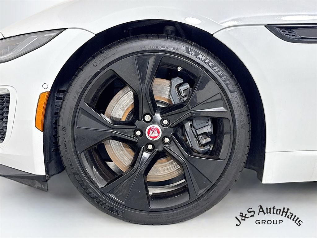 Used 2022 Jaguar F-TYPE Coupe image 40