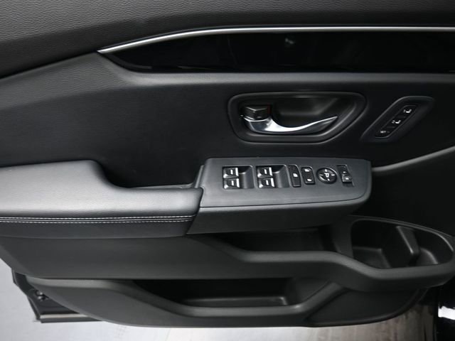 Used 2023 Honda Pilot Touring image 13