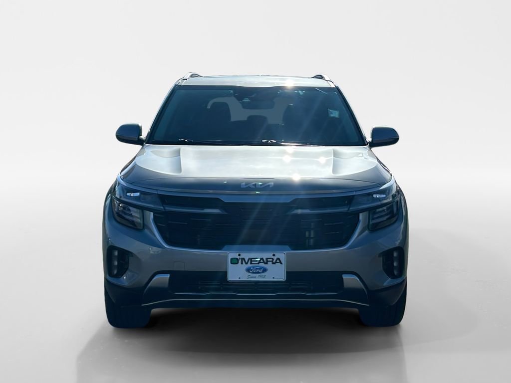 Used 2024 Kia Seltos SX w/ SX Sunroof Package image 8