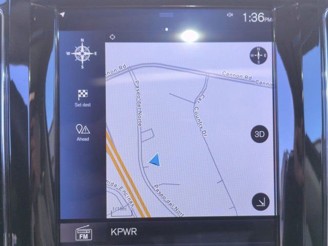 Used 2020 Volvo XC60 T8 Momentum image 24