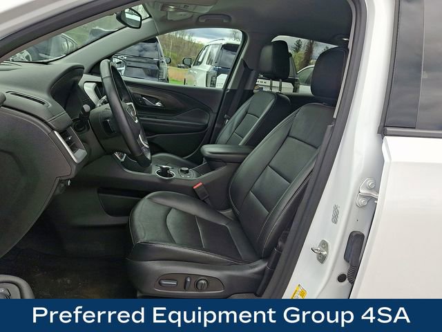 Used 2023 GMC Terrain SLT AWD/4WD image 2