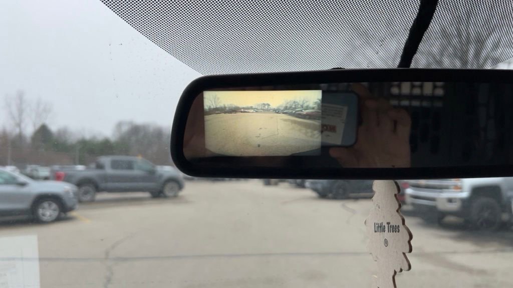 Used 2018 Chevrolet Express 3500 Extended w/ Driver Convenience Package RWD image 26