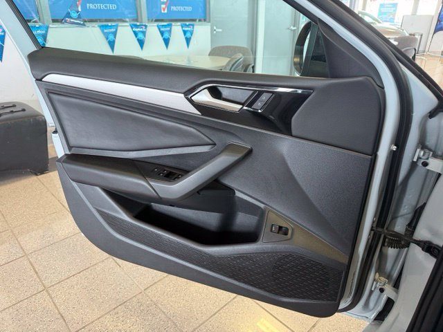 Used 2019 Volkswagen Jetta R-Line FWD image 21