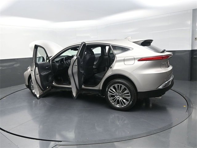 Used 2023 Toyota Venza Limited image 39