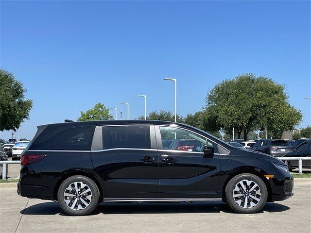 New 2026 Honda Odyssey EX-L image 3