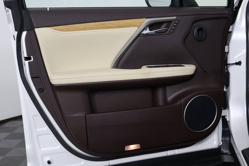 Used 2020 Lexus RX 450hL AWD w/ Premium Package image 13