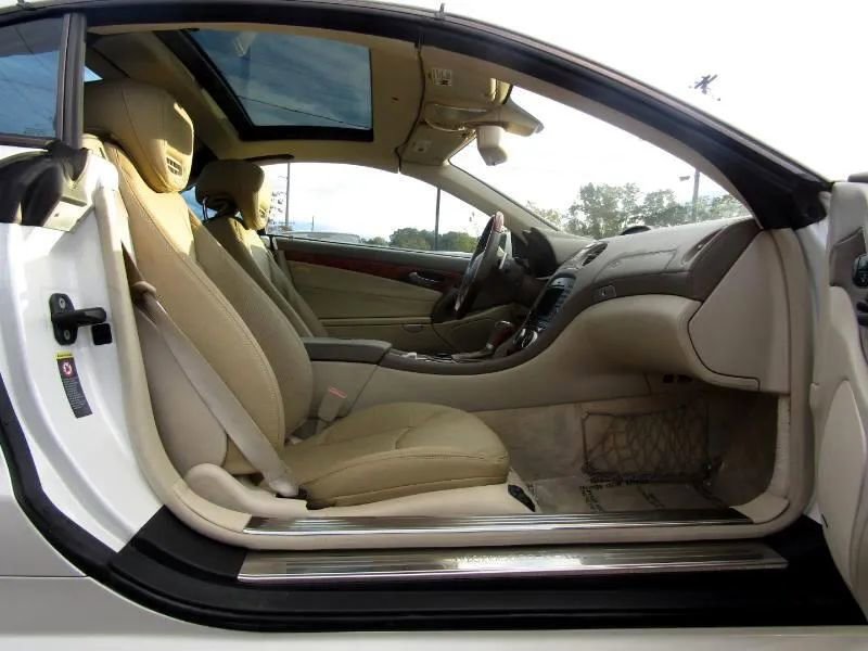 Used 2009 Mercedes-Benz SL 550 image 10