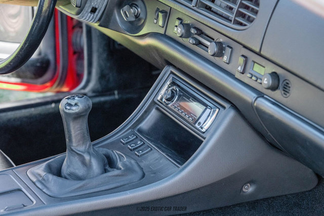 Used 1988 Porsche 944 Turbo image 45