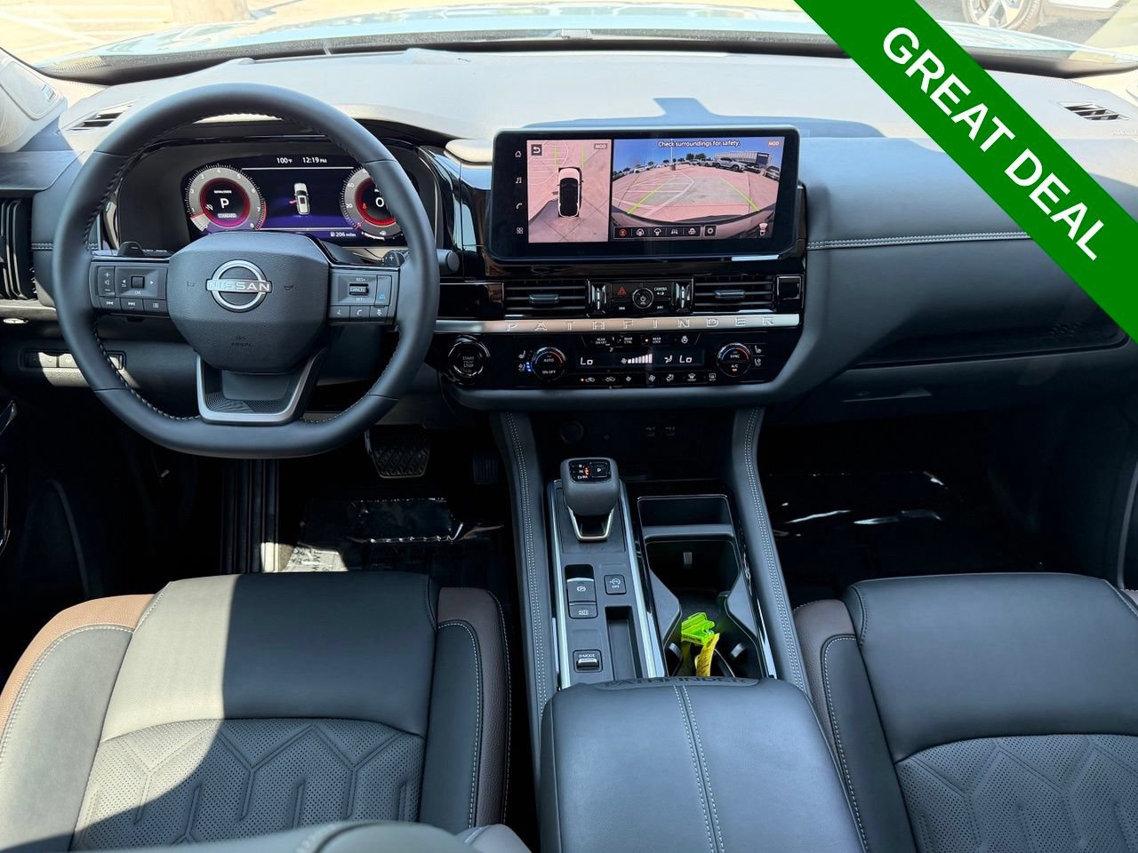 Used 2026 Nissan Pathfinder Platinum w/ Cargo Package FWD image 12