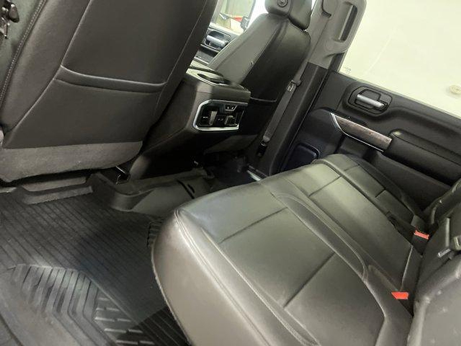 Used 2021 Chevrolet Silverado 2500 LTZ w/ LTZ Premium Package AWD/4WD image 12