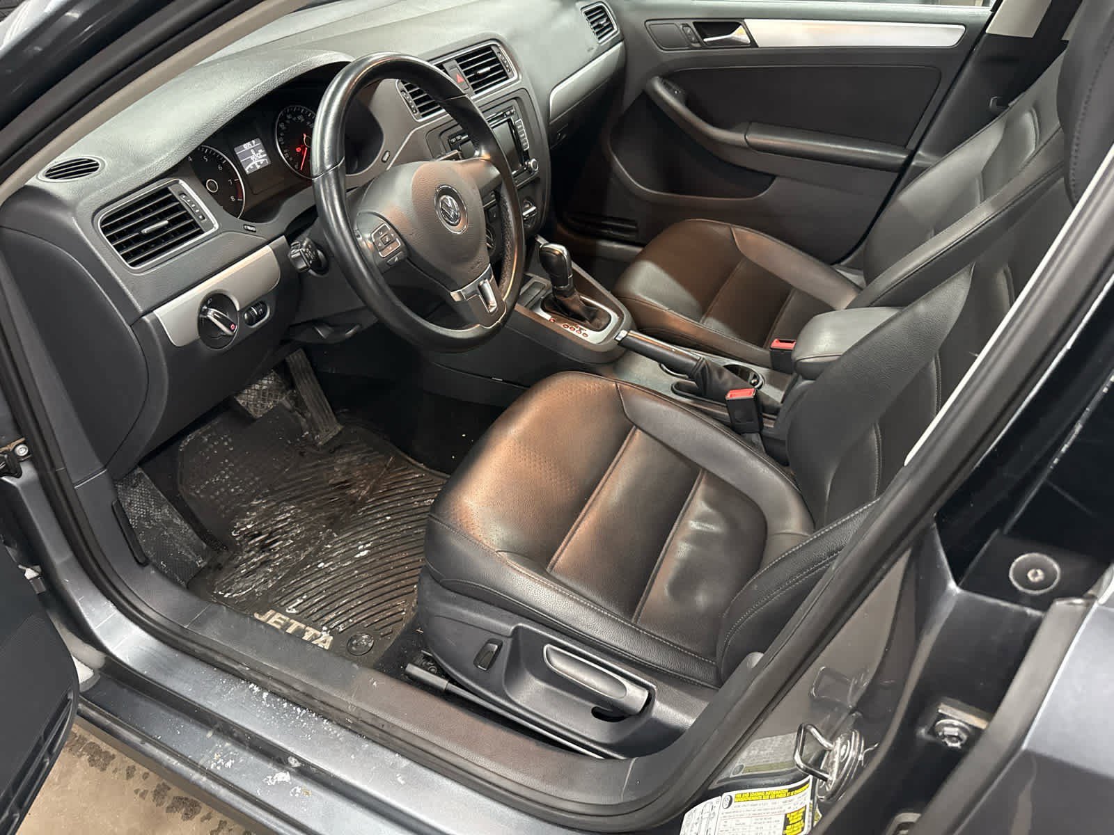 Used 2014 Volkswagen Jetta SE image 4