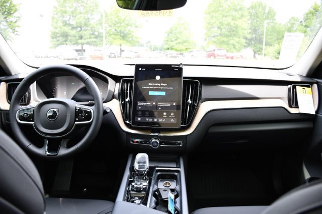 New 2026 Volvo XC60 B5 Plus w/ Climate Package AWD/4WD image 20