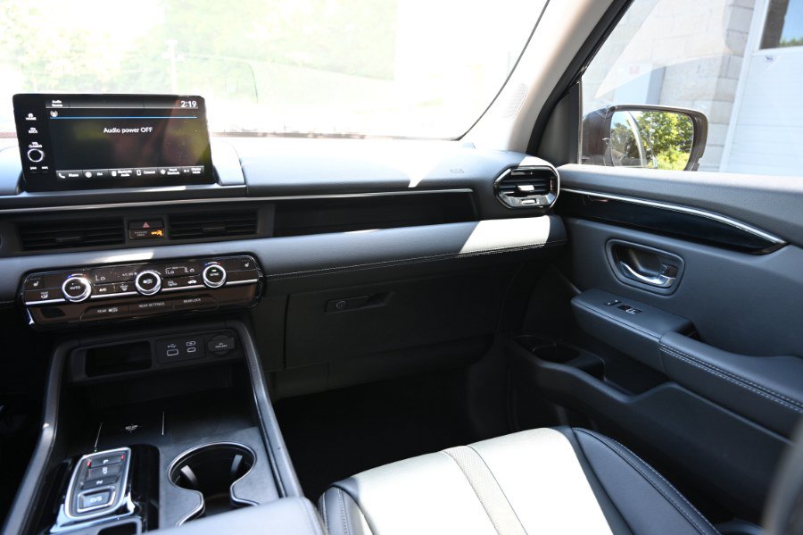 Used 2023 Honda Pilot EX-L image 11