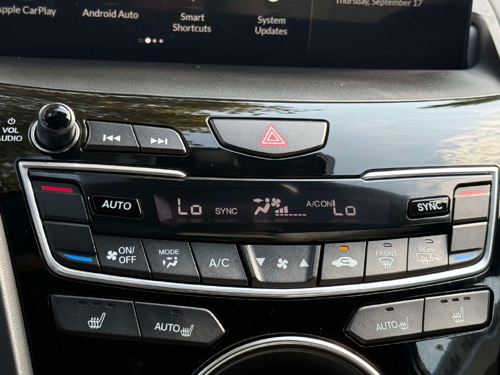 Certified 2025 Acura RDX SH-AWD image 22