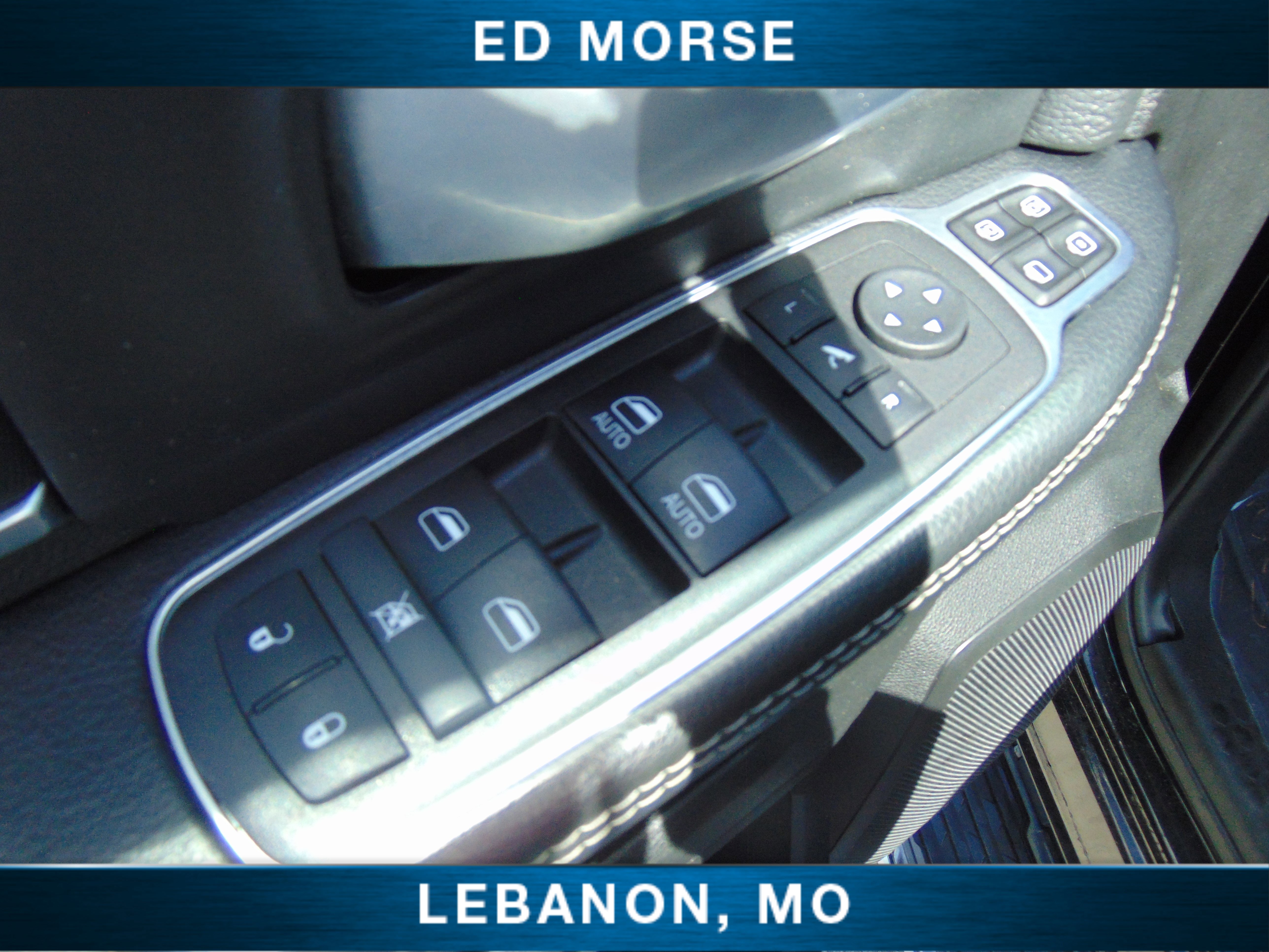 Used 2024 RAM 2500 Big Horn w/ Sport Appearance Package AWD/4WD image 18