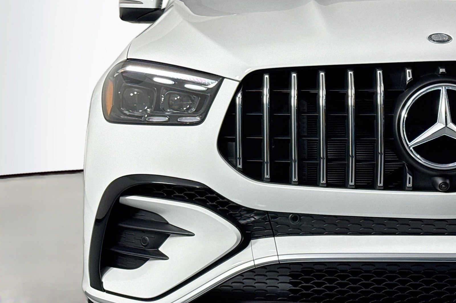 New 2026 Mercedes-Benz GLE 53 AMG 4MATIC image 13