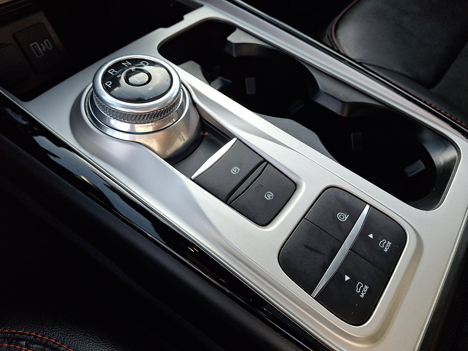 Certified 2022 Ford Explorer ST-Line image 22