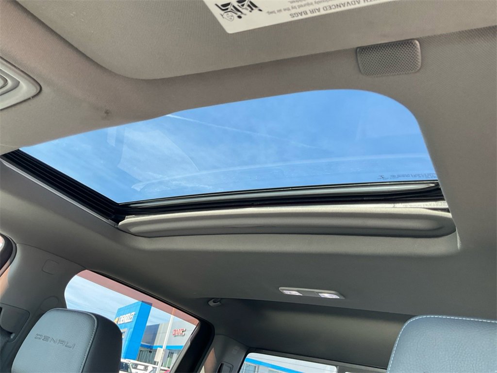 Used 2021 GMC Sierra 1500 Denali w/ Denali Ultimate Package image 20
