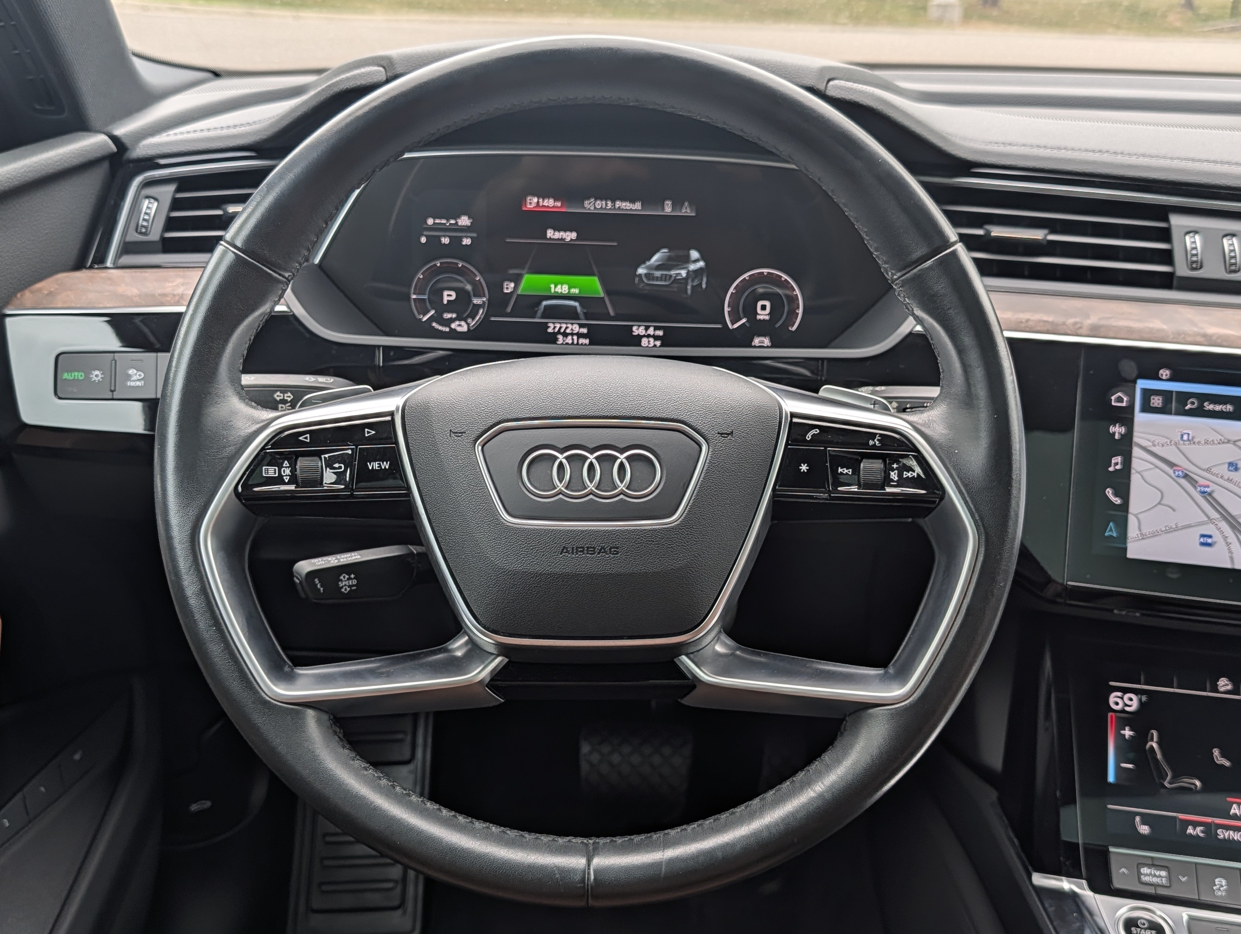 Used 2021 Audi e-tron Premium AWD/4WD image 20