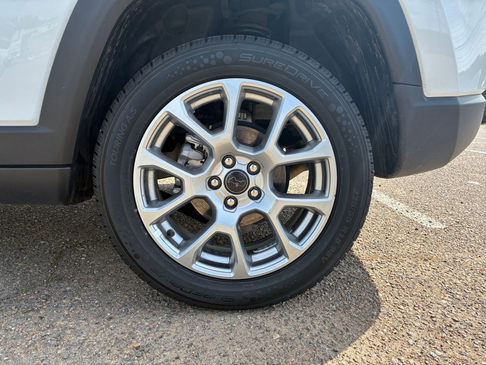 Used 2025 Jeep Compass Limited AWD/4WD image 31