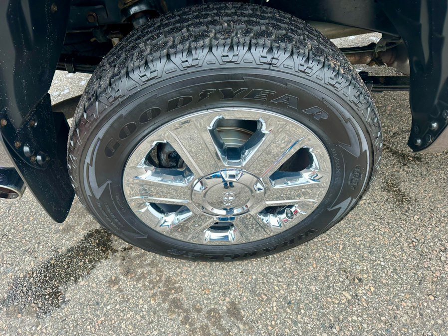 Used 2017 Toyota Tundra 1794 Edition image 25