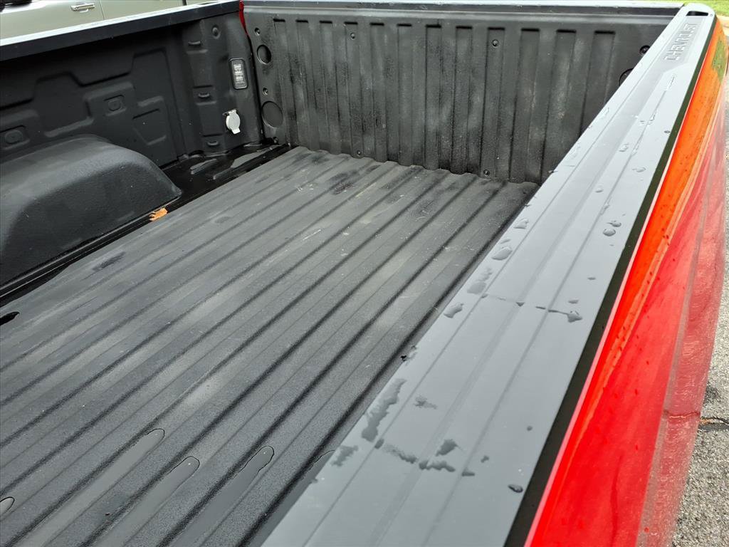 Used 2024 Chevrolet Silverado 1500 LT Trail Boss w/ LT Trail Boss Premium Package AWD/4WD image 13