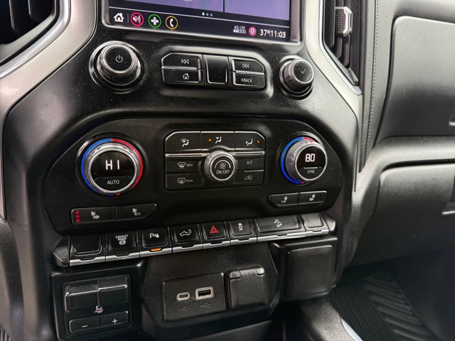 Used 2021 Chevrolet Silverado 2500 LT w/ Midnight Edition image 11