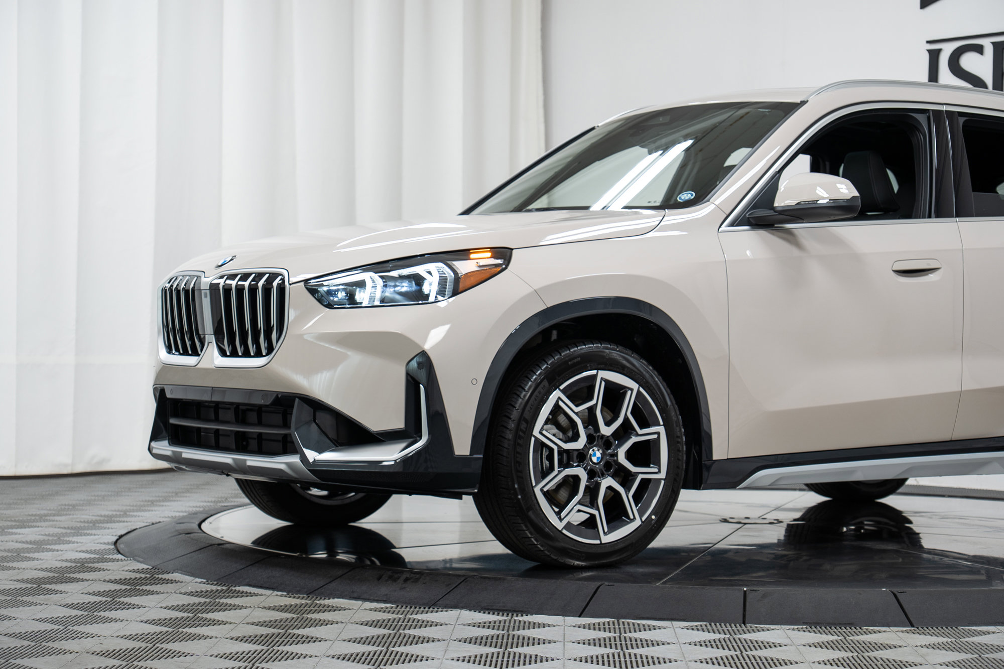 New 2026 BMW X1 xDrive28i w/ Convenience Package image 25