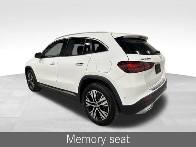 Certified 2025 Mercedes-Benz GLA 250 4MATIC image 9