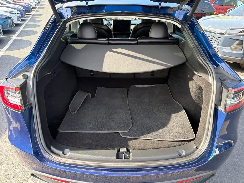 Used 2023 Tesla Model Y Long Range AWD/4WD image 8