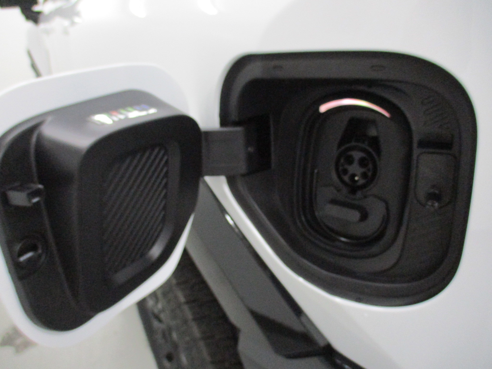 New 2026 GMC Hummer EV SUV image 8