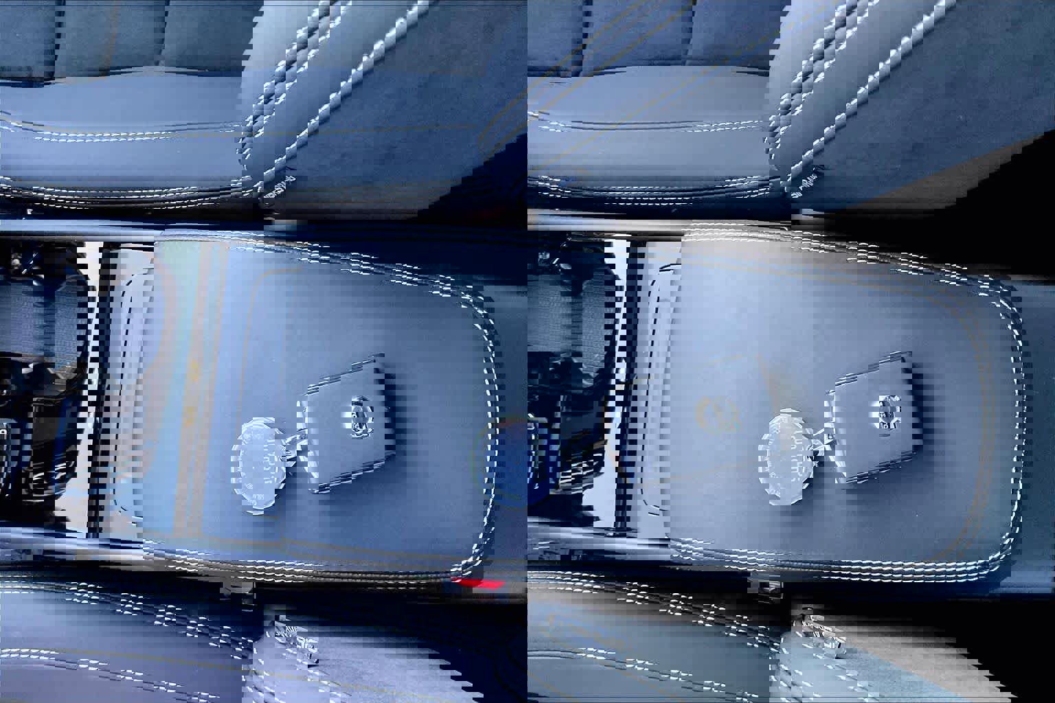 Used 2023 Volvo C40 P8 Recharge Ultimate image 14