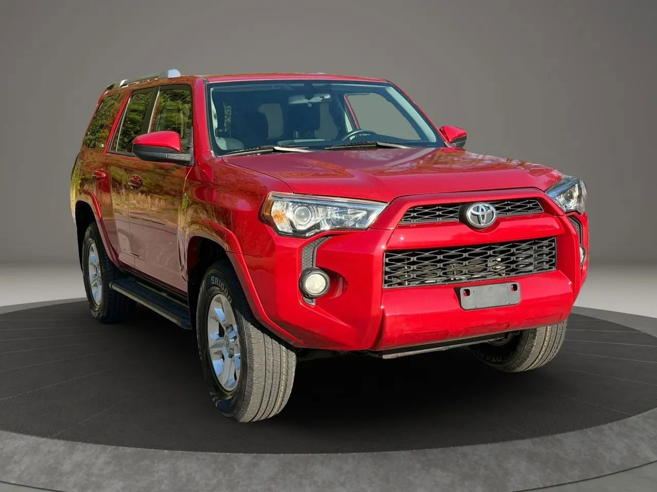 Used 2014 Toyota 4Runner SR5 image 3