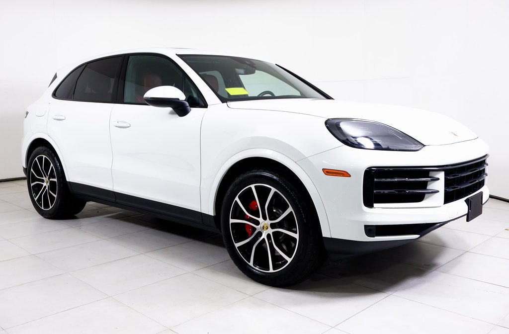 Certified 2024 Porsche Cayenne S AWD/4WD image 25