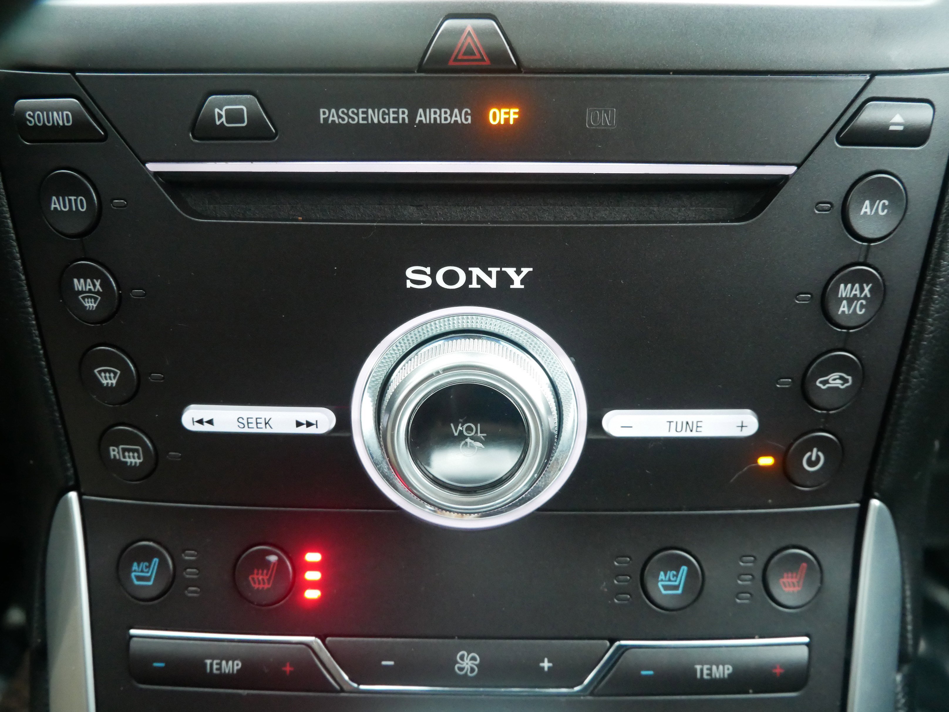 Used 2017 Ford Edge Titanium w/ Equipment Group 302A image 23