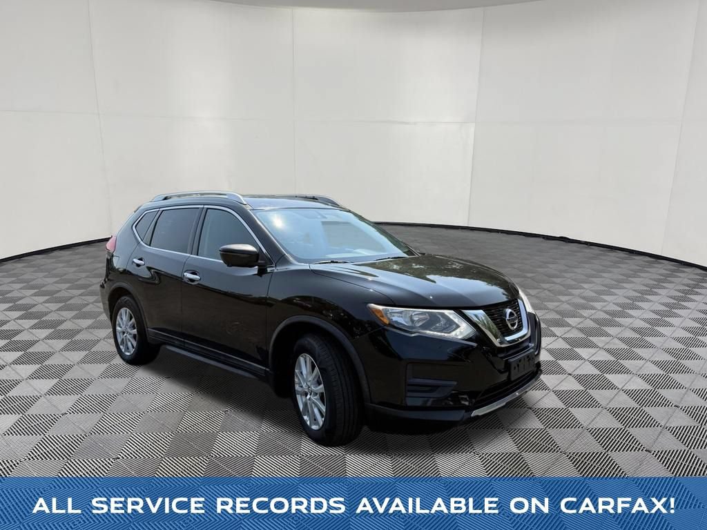 Used 2017 Nissan Rogue SV w/ SV Premium Package FWD image 3