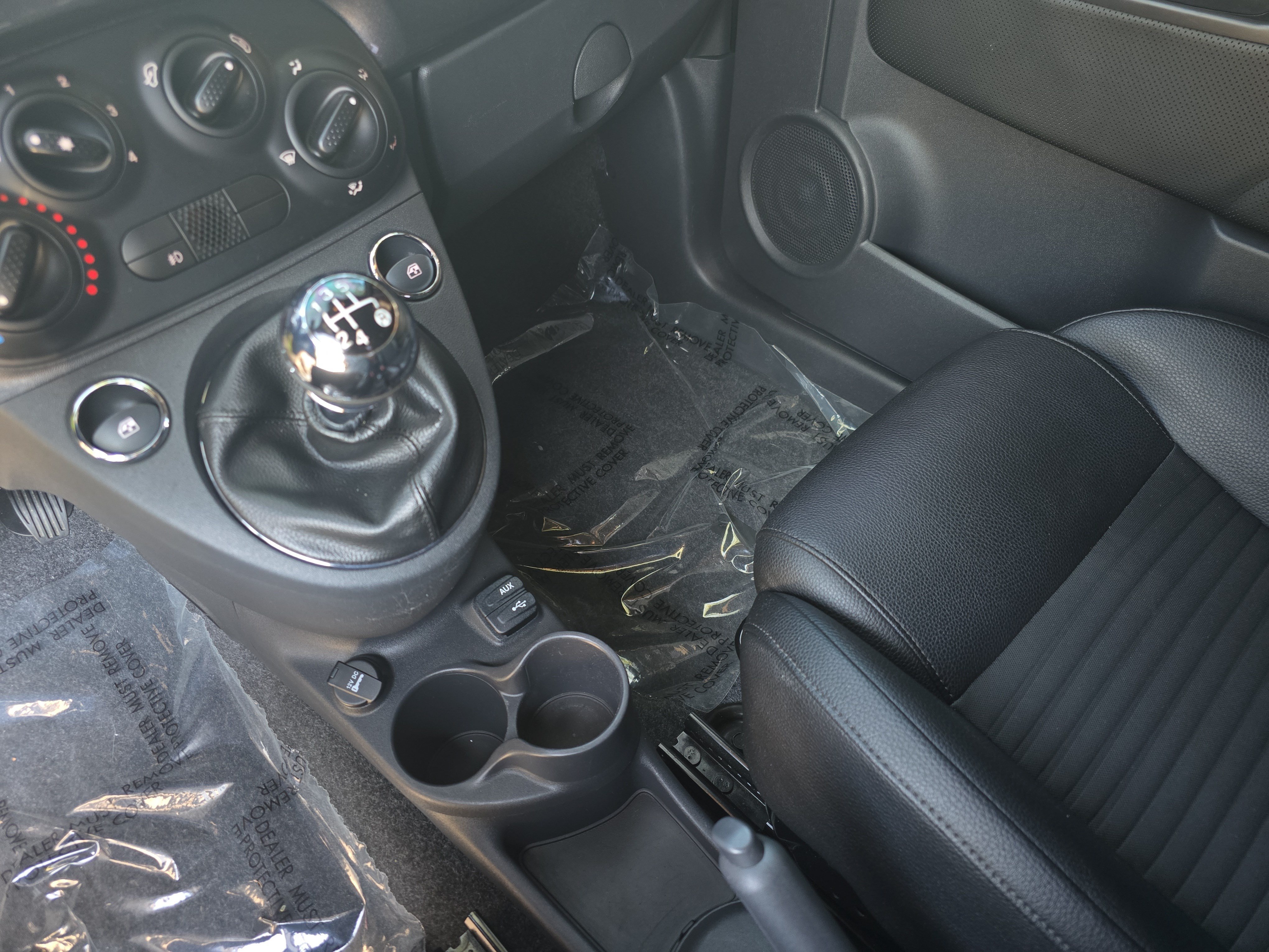 Used 2015 FIAT 500 Sport FWD image 19