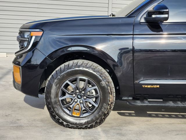 Used 2026 Ford Expedition Tremor image 9