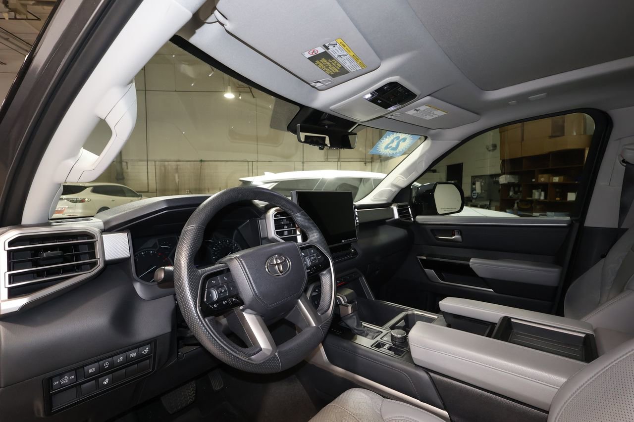 Used 2023 Toyota Tundra Limited image 9
