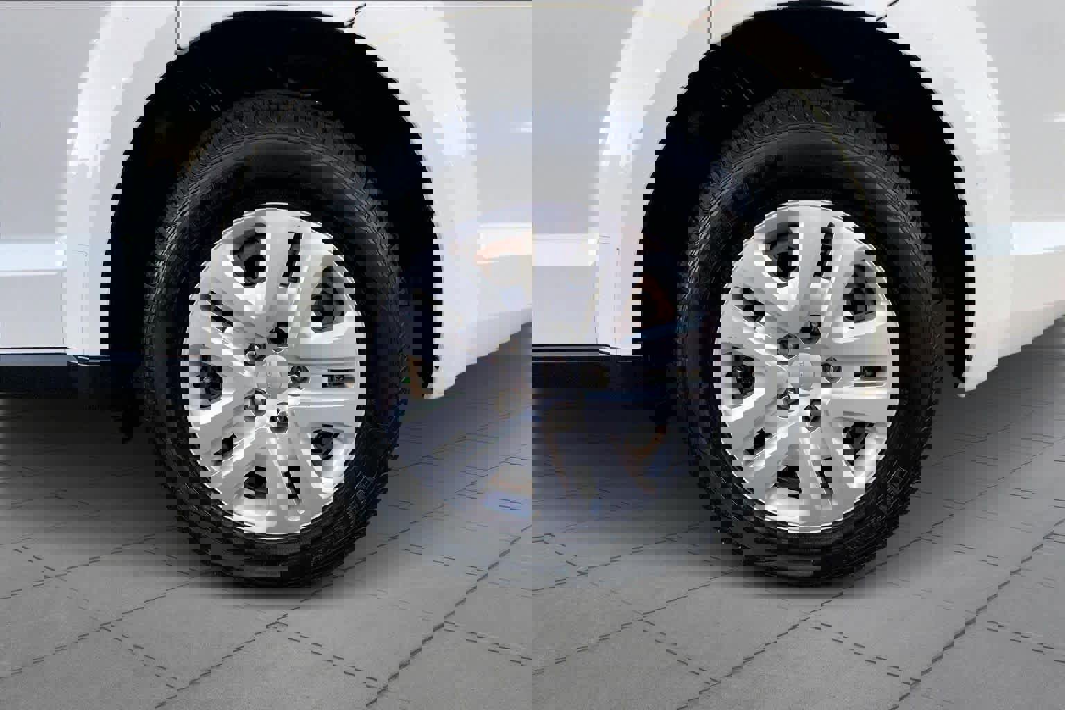 Used 2014 Dodge Journey American Value Package w/ Flexible Seating Group image 11